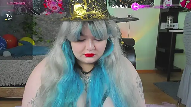 Snapshot of _CandyM1lky_ chatting on 31, 10, 2025 CandyM1lky online show from 31, 10, 2025