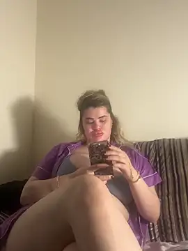 Snapshot of aydabella7777 chatting on 14, 12, 2025 aydabella7777 online show from 14, 12, 2025