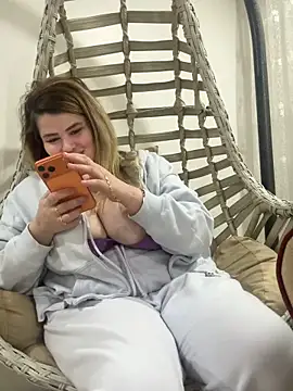 Snapshot of aydabella7777 chatting on 19, 2, 2026 aydabella7777 online show from 19, 2, 2026