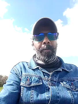 frenchblackc31 online show from 10, 5, 2026