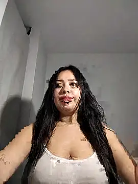 Snapshot of Damii_001 chatting on 18, 10, 2025 Damii 001 online show from 18, 10, 2025