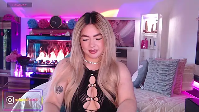 Snapshot of OriannaFox chatting on 17, 5, 2026 OriannaFox online show from 17, 5, 2026