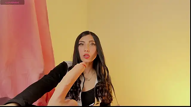 Alanaloiiss  online show from 28, 2, 2026