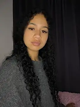 jadee8 online show from 13, 3, 2026