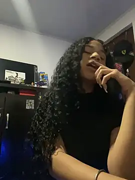 jadee8 online show from 10, 4, 2026