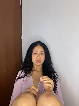 jadee8 online show from 5, 4, 2026