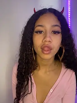 jadee8 online show from 29, 10, 2025