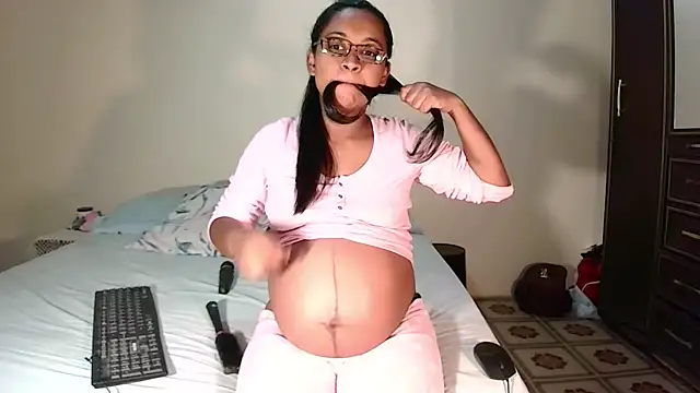 indiansweetflava online show from 21, 4, 2026