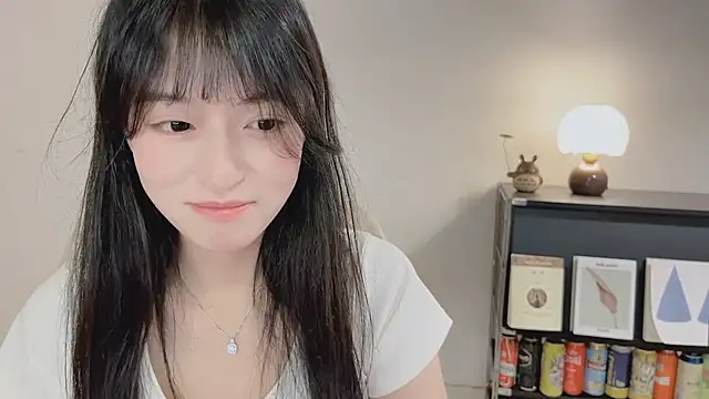 Snapshot of Onechestnut chatting on 16, 5, 2026 Onechestnut online show from 16, 5, 2026