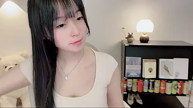 Snapshot of Onechestnut chatting on 25, 6, 2026 Onechestnut online show from 25, 6, 2026