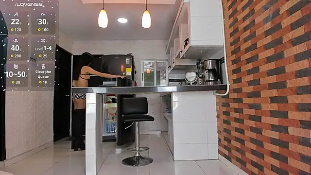 violetta pretty online show from 7, 10, 2025