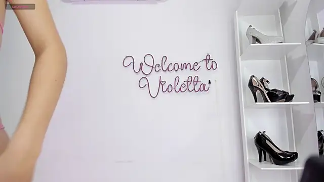 violetta pretty online show from 25, 5, 2026