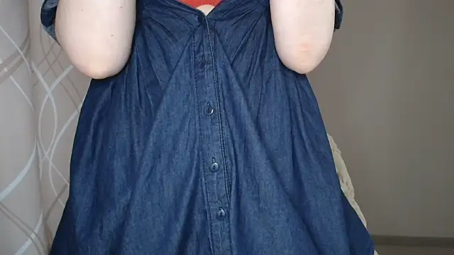 Snapshot of miss__Sophie chatting on 12, 5, 2026 miss Sophie online show from 12, 5, 2026