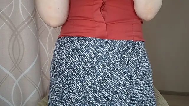 miss  Sophie online show from 19, 4, 2026