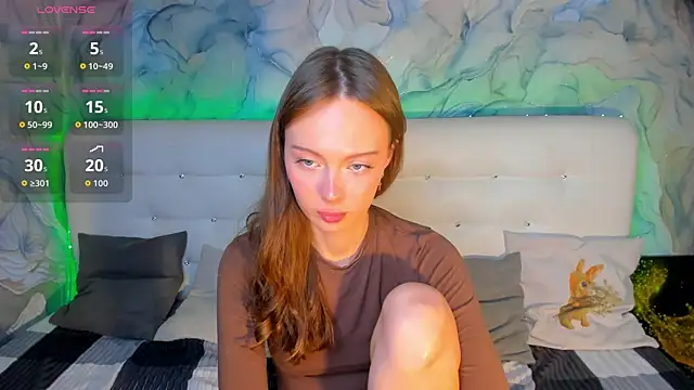 LolaMeddisson online show from 9, 10, 2025