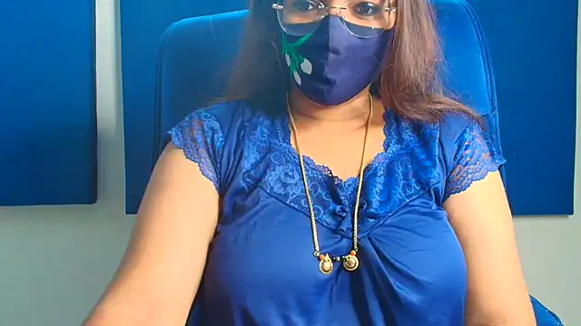 Snapshot of Anjalistar chatting on 10, 7, 2026 Anjalistar online show from 10, 7, 2026