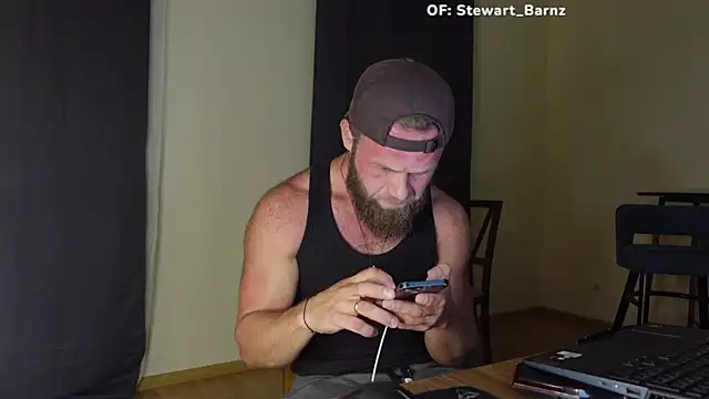 Snapshot of Stewart_Barnz chatting on 10, 7, 2026 Stewart Barnz online show from 10, 7, 2026