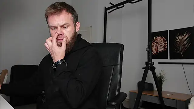 Stewart Barnz online show from 10, 11, 2025