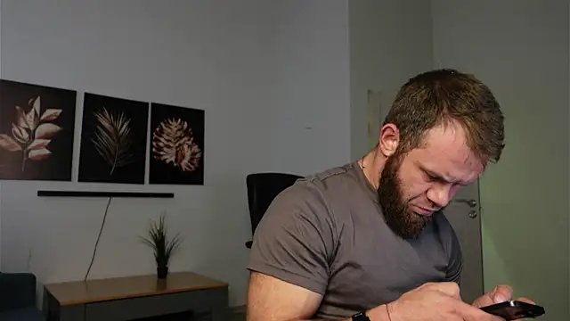 Stewart Barnz online show from 9, 10, 2025