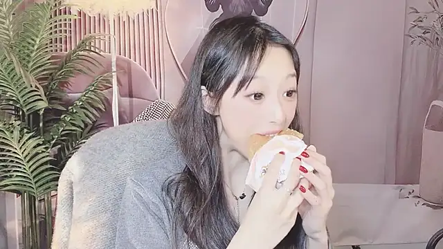 Snapshot of jiangjiang_caicai chatting on 8, 11, 2025 jiangjiang caicai online show from 8, 11, 2025