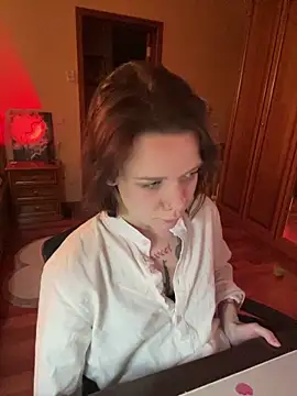 enchanting chloe online show from 12, 10, 2025