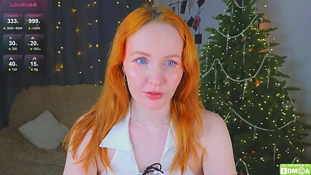 Snapshot of JoyceJones chatting on 15, 12, 2025 JoyceJones online show from 15, 12, 2025