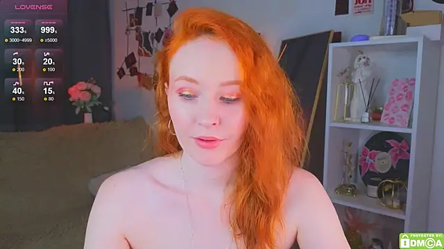 Snapshot of JoyceJones chatting on 16, 11, 2025 JoyceJones online show from 16, 11, 2025