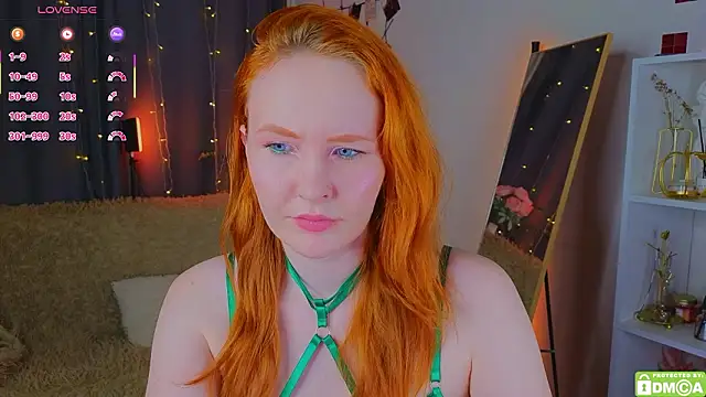 Snapshot of JoyceJones chatting on 9, 2, 2026 JoyceJones online show from 9, 2, 2026