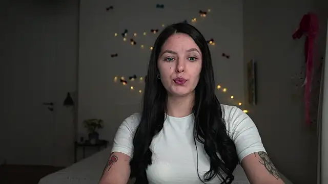 EwelynScott online show from 9, 1, 2026