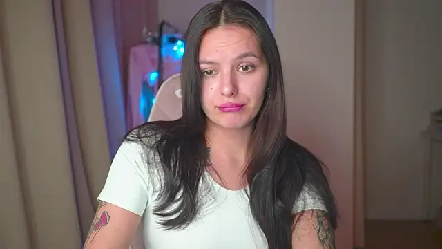 EwelynScott online show from 2, 11, 2025