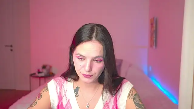 Snapshot of EwelynScott chatting on 26, 9, 2025 EwelynScott online show from 26, 9, 2025
