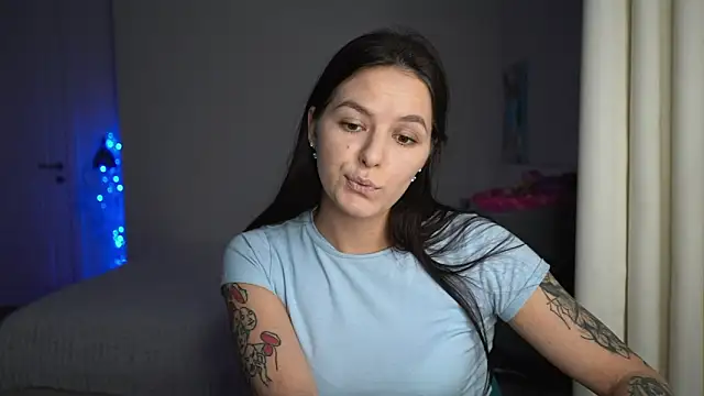 EwelynScott online show from 17, 11, 2025