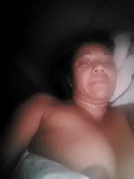Snapshot of chiaralovelove chatting on 20, 10, 2025 chiaralovelove online show from 20, 10, 2025