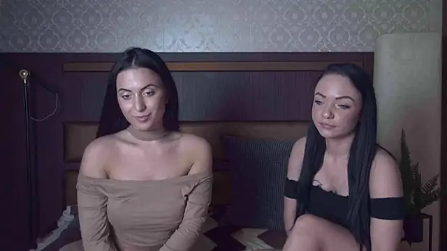 Snapshot of BustyBrunettes chatting on 25, 11, 2025 BustyBrunettes online show from 25, 11, 2025