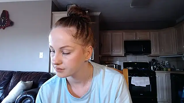 Blueeyedzaya  online show from 12, 11, 2025