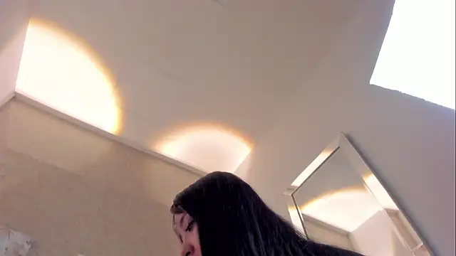 Lunaa bellaa online show from 22, 12, 2025