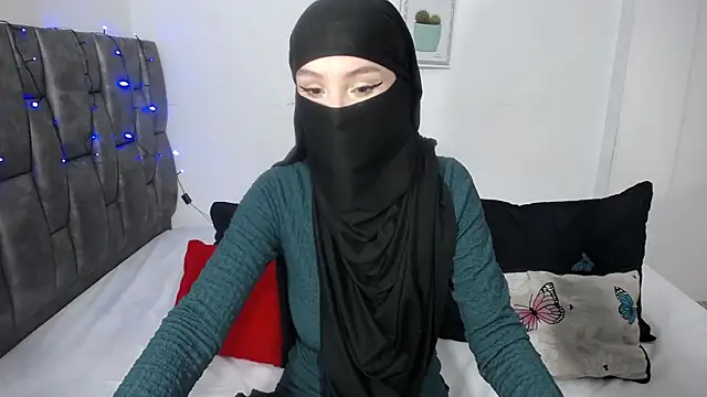 Snapshot of __Nahia chatting on 21, 10, 2025   Nahia online show from 21, 10, 2025