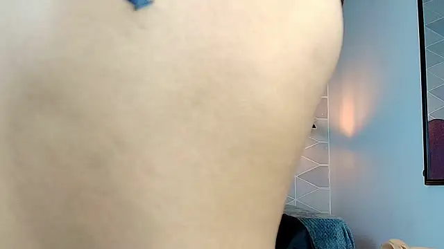 Aly Loving online show from 9, 11, 2025