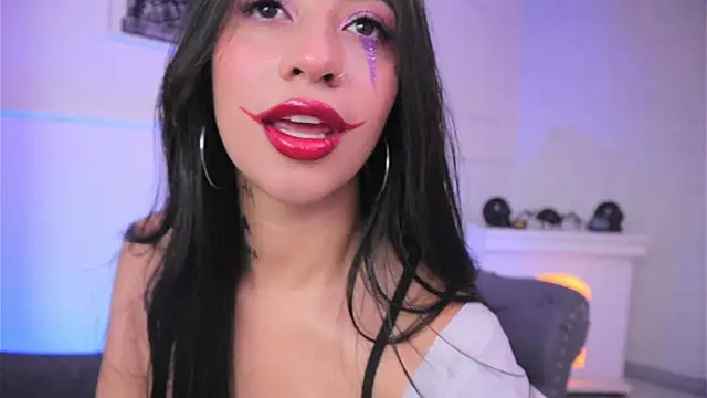 charlotterusso online show from 31, 10, 2025