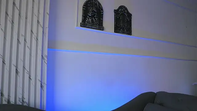 charlotterusso online show from 22, 10, 2025