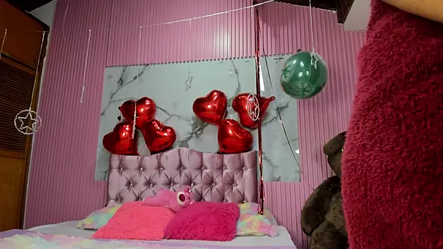 Mindy 19 online show from 4, 3, 2026