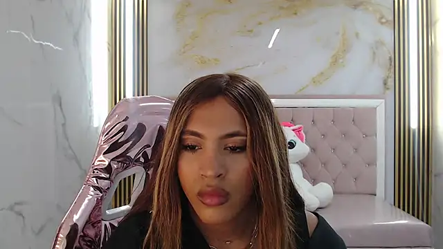 clara evanss s online show from 13, 9, 2025