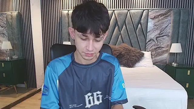 Michael blue online show from 31, 3, 2026