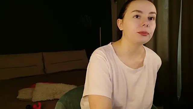 Snapshot of Di_na_Bell chatting on 21, 7, 2026 Di na Bell online show from 21, 7, 2026