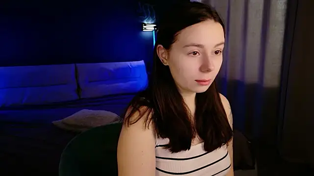 Snapshot of Di_na_Bell chatting on 29, 4, 2026 Di na Bell online show from 29, 4, 2026