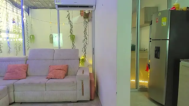 stangirls  online show from 2, 2, 2026