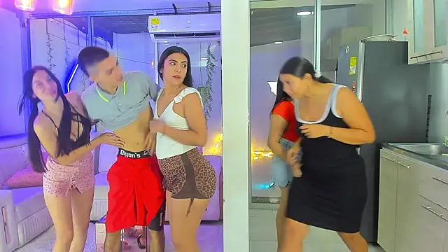 stangirls  online show from 13, 1, 2026