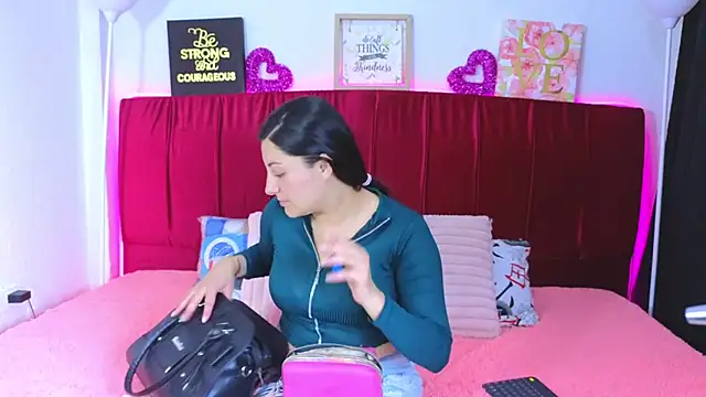 cuteeimy online show from 16, 6, 2026