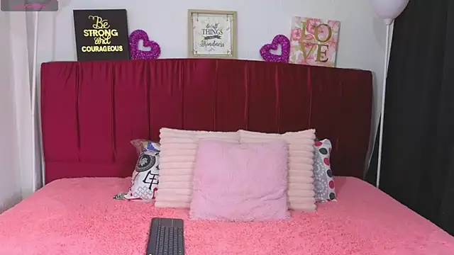 cuteeimy online show from 12, 6, 2026