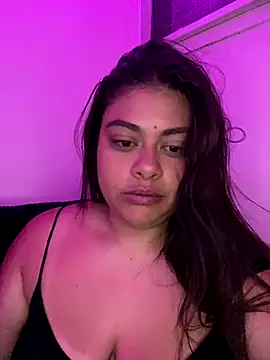 Snapshot of NattashaMore_0719 chatting on 9, 11, 2025 NattashaMore 0719 online show from 9, 11, 2025